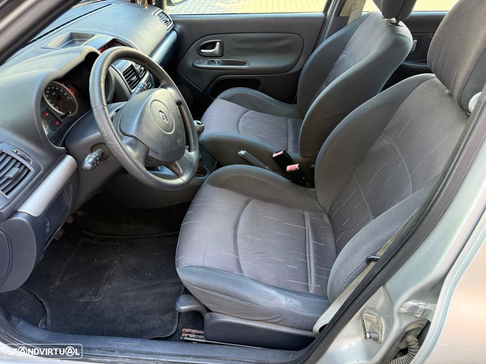 Renault Clio 1.5 dCi Confort Dynamique - 8