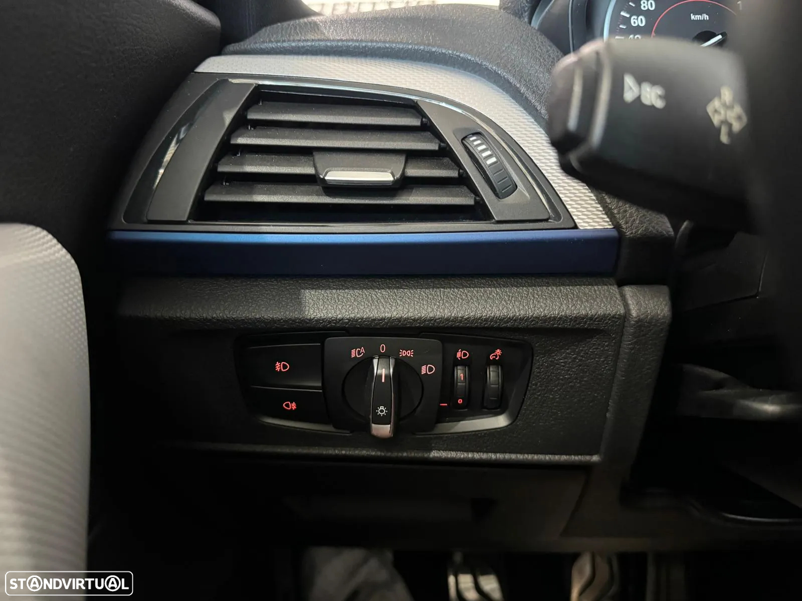 BMW 118 i Pack M - 20