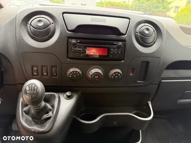 Renault Master - 18