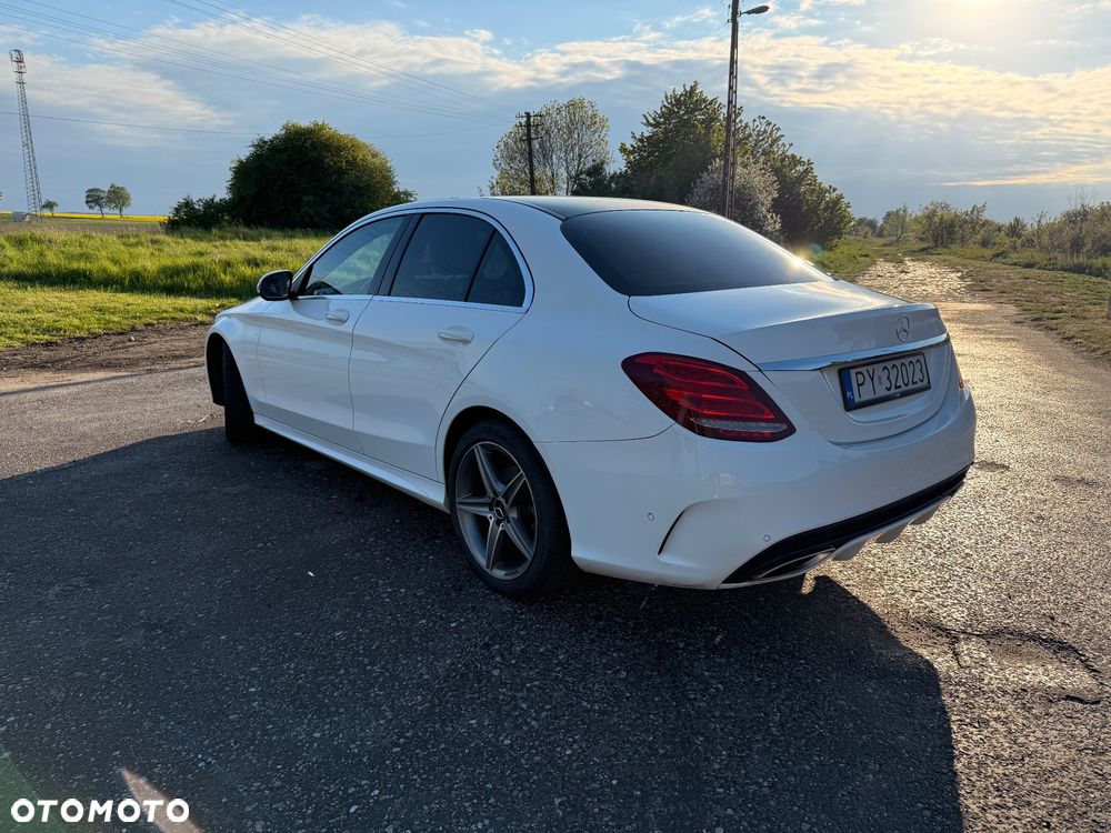 Mercedes-Benz Klasa C 200 4-Matic 9G-TRONIC - 4