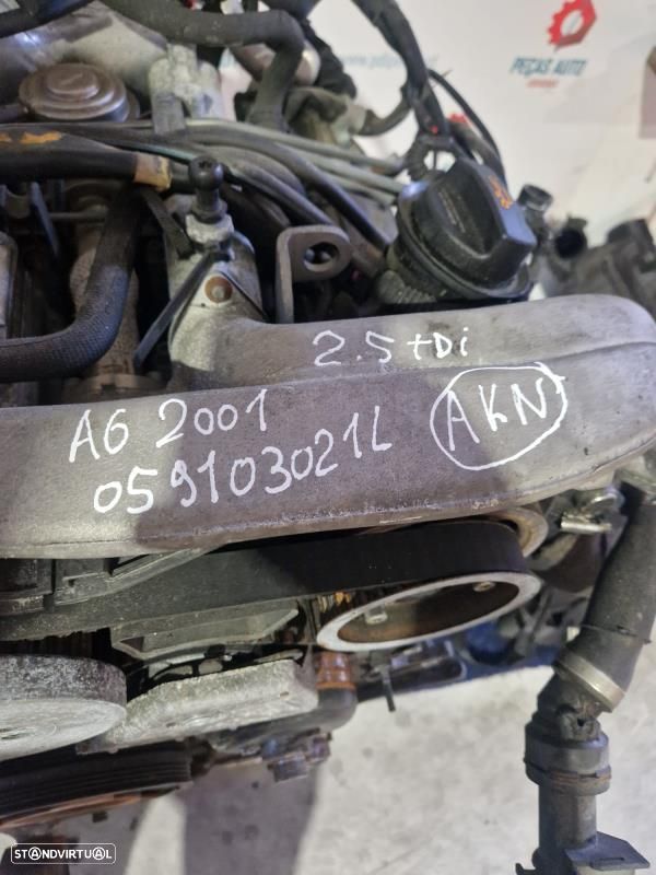 Motor Combustão Audi A6 (4B2, C5) - 1