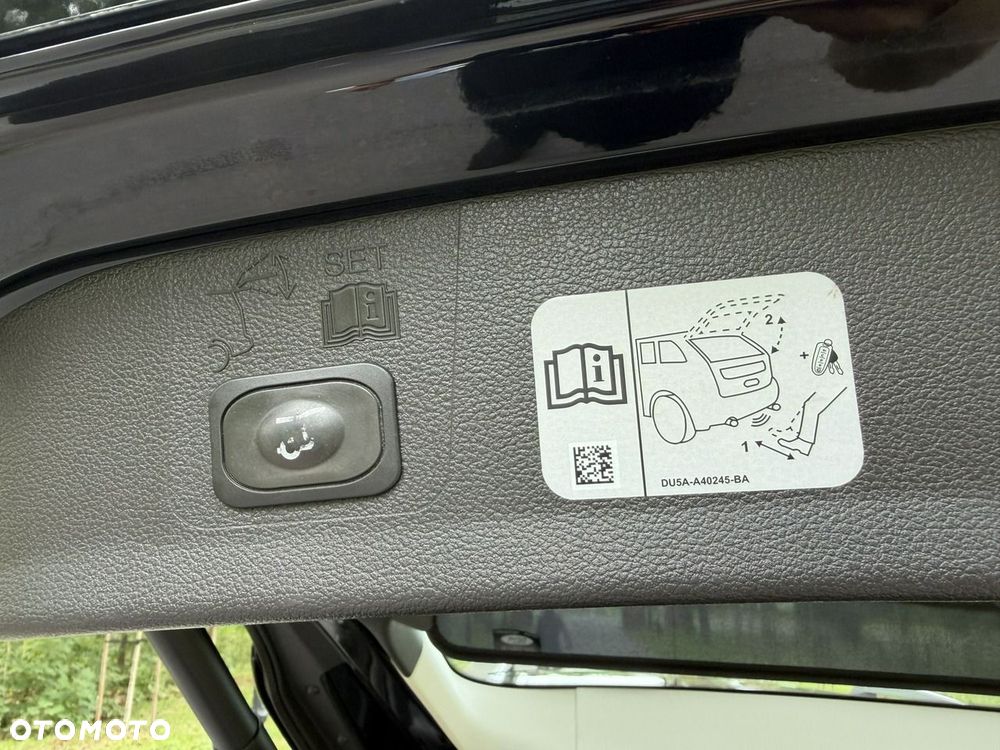 Ford Kuga - 29