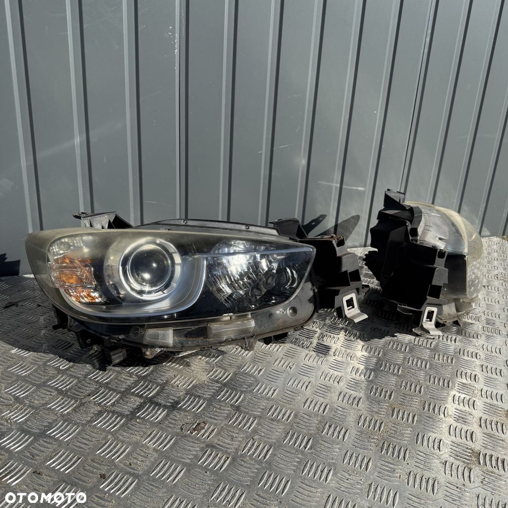 Lampy reflektory przód xenon komplet Mazda CX-5 2016r UK - 3
