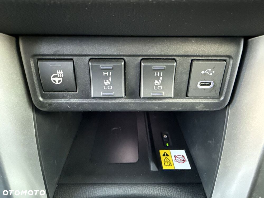 Toyota Corolla Cross 2.0 Hybrid Style - 23