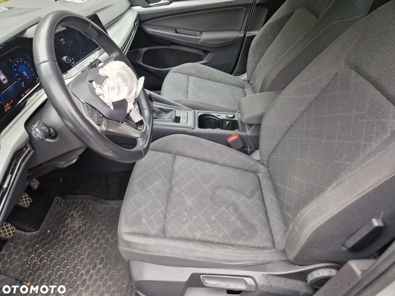 Volkswagen Golf VIII 2.0 TDI Life - 12