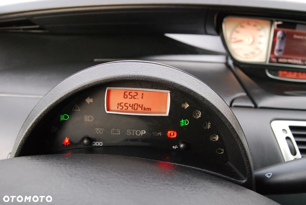 Citroën C8 2.0 HDi Exclusive - 25