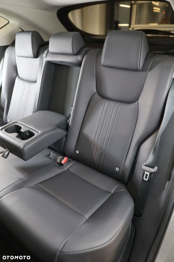 Lexus NX 350h Business AWD - 16