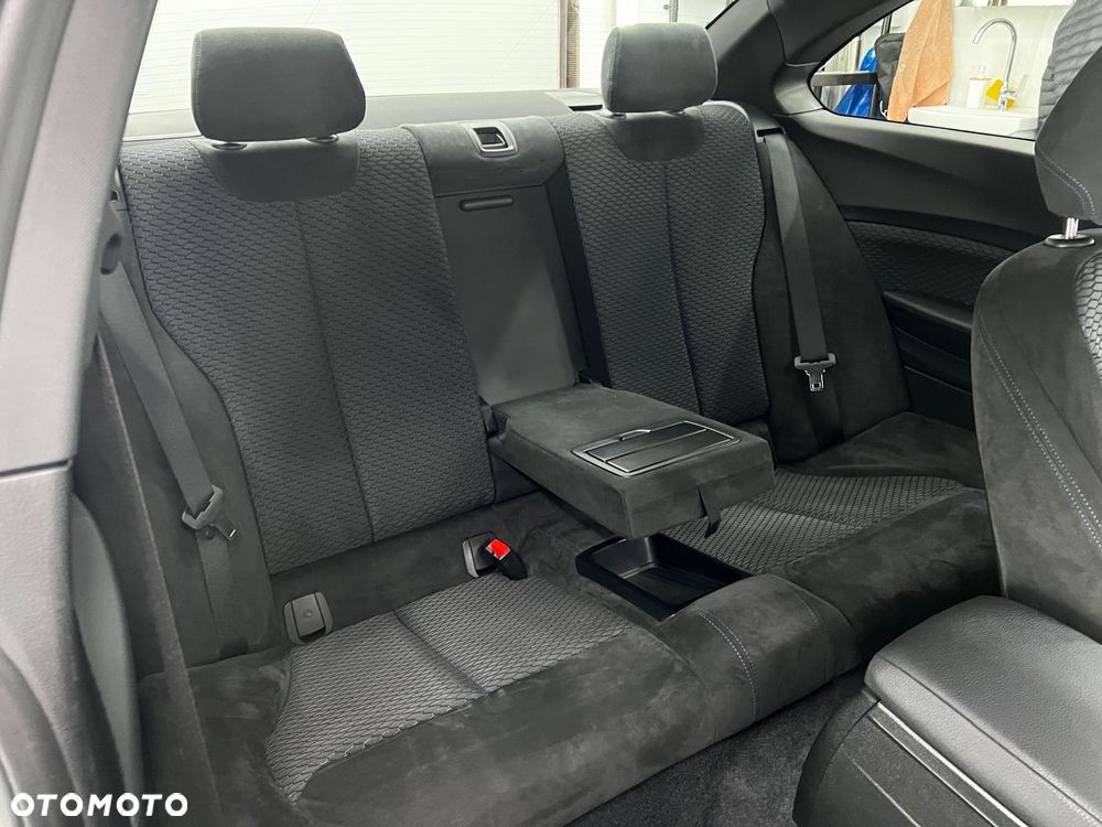 BMW Seria 2 220i M Sport - 9