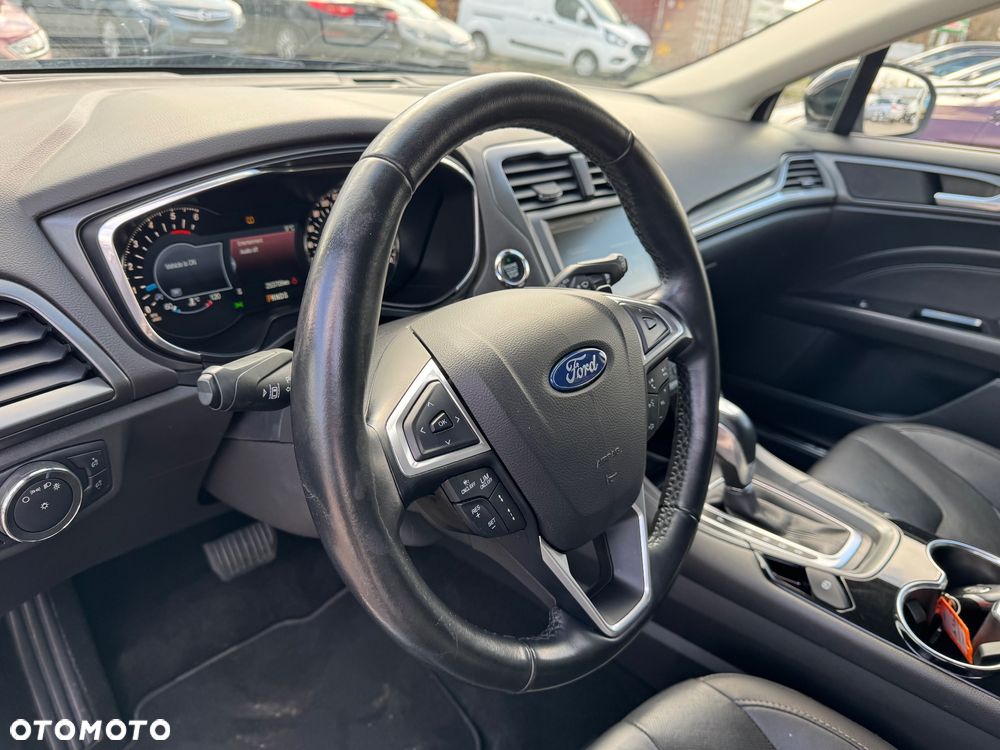 Ford Mondeo 2.0 TDCi Titanium 4WD PowerShift - 25