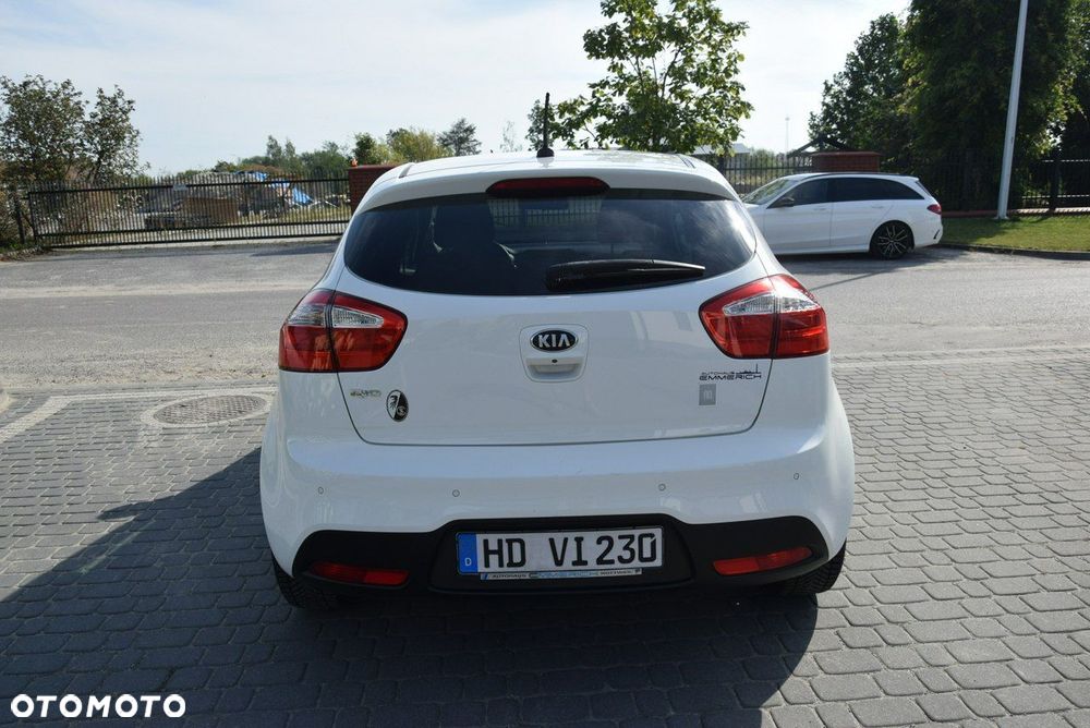 Kia Rio 1.2 Dream-Team Edition - 11