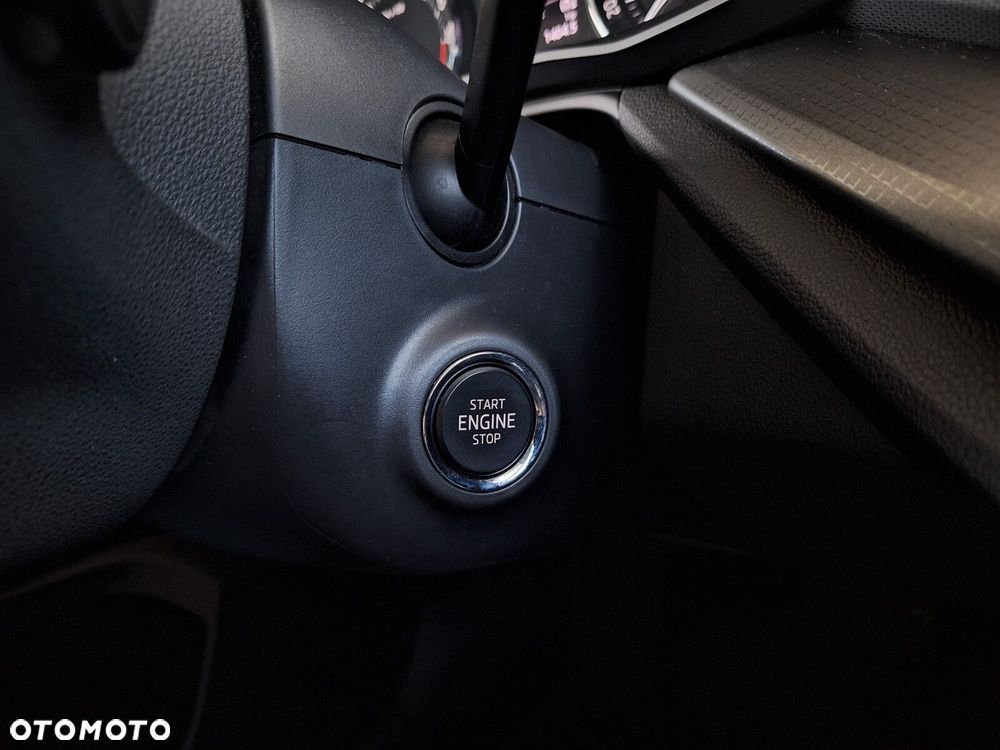 Skoda Octavia 2.0 TDI Ambition DSG - 36