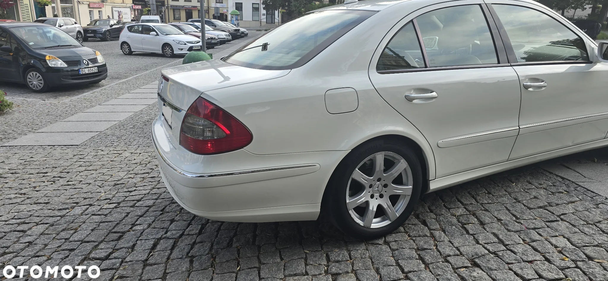 Mercedes-Benz Klasa E 350 4Matic 7G-TRONIC Avantgarde - 2