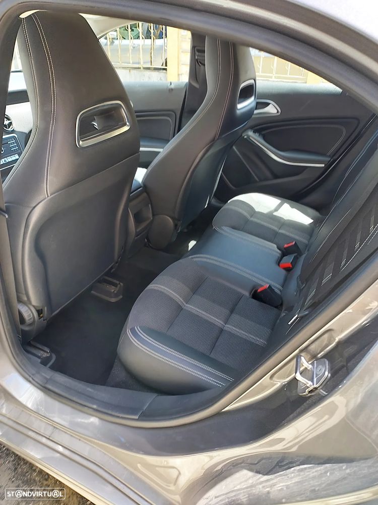 Mercedes-Benz A 180 d 7G DCT - 11