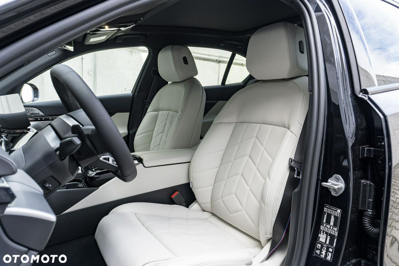 BMW Seria 5 - 11