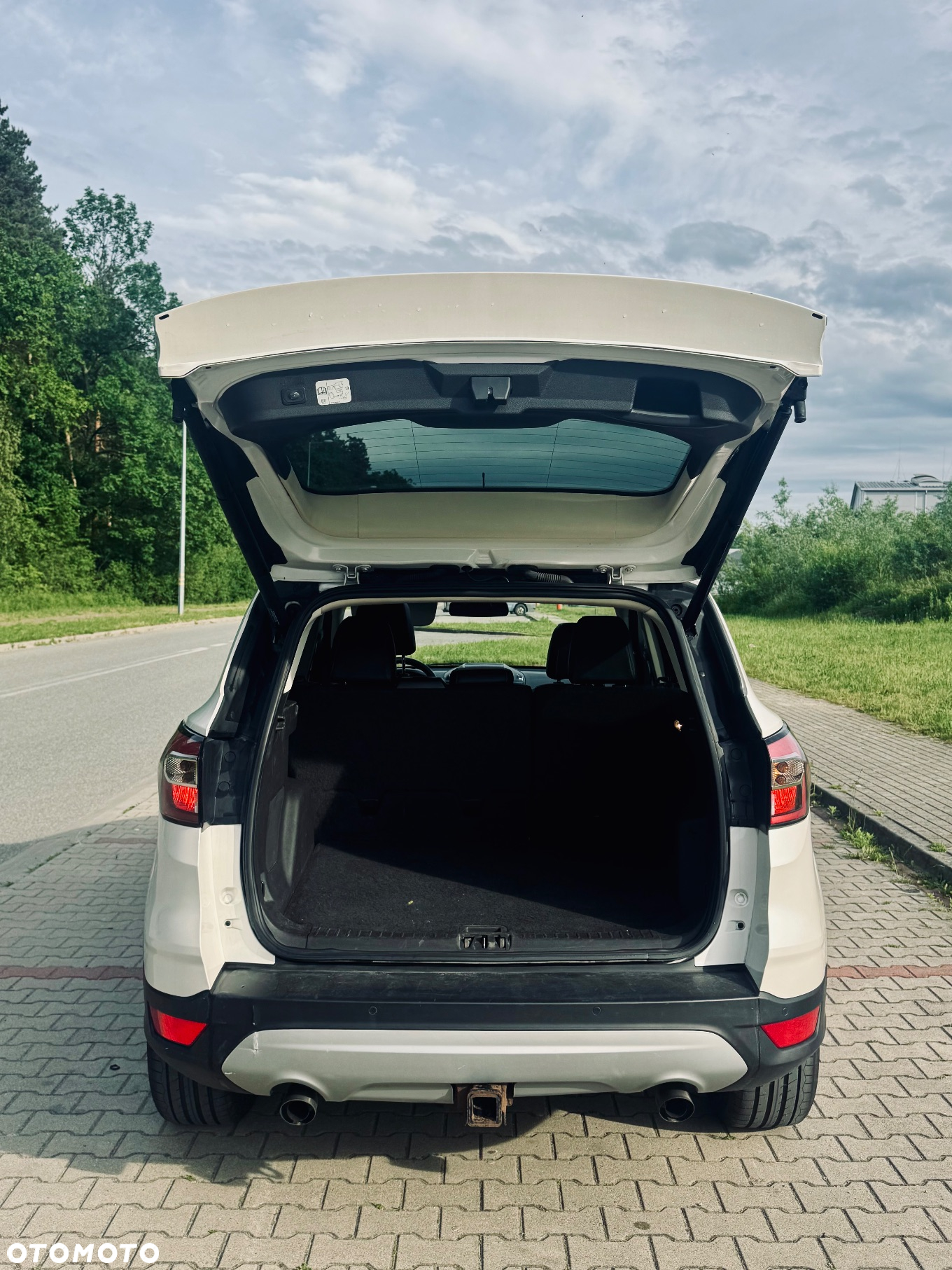 Ford Escape 2.0 EcoBoost AWD Titanium - 9