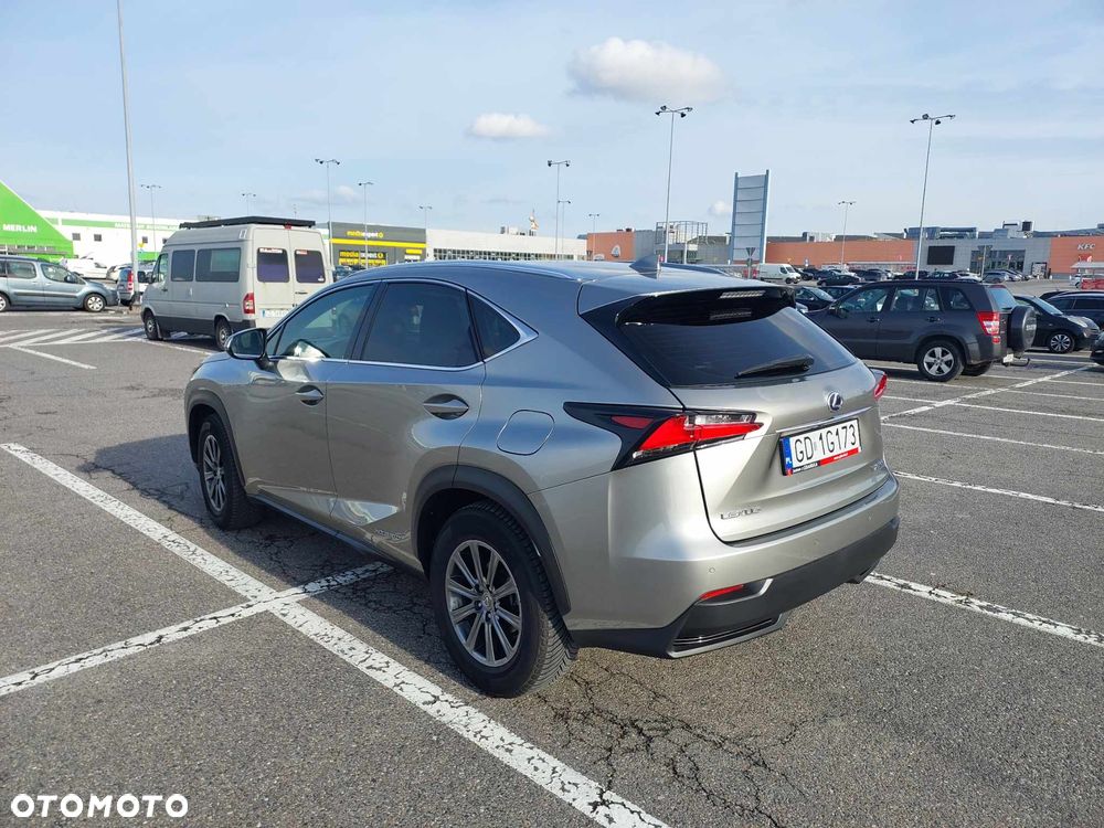 Lexus NX 300h Elite AWD - 5