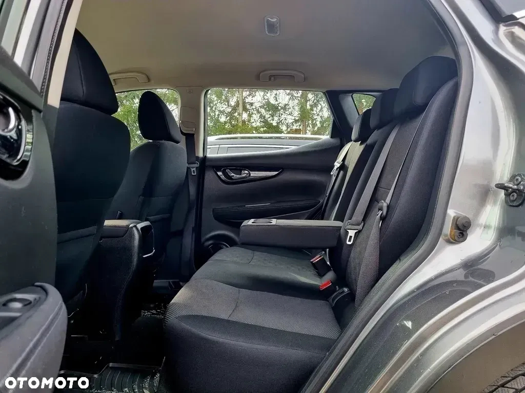Nissan Qashqai 1.5 dCi Tekna - 10