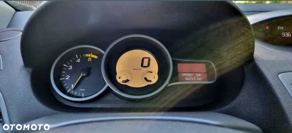 Renault Megane - 5