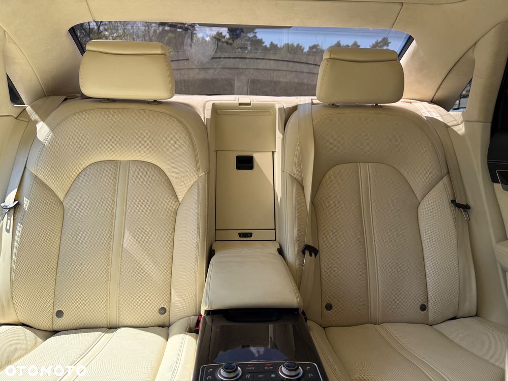 Audi A8 4.2 TDI L Quattro - 4