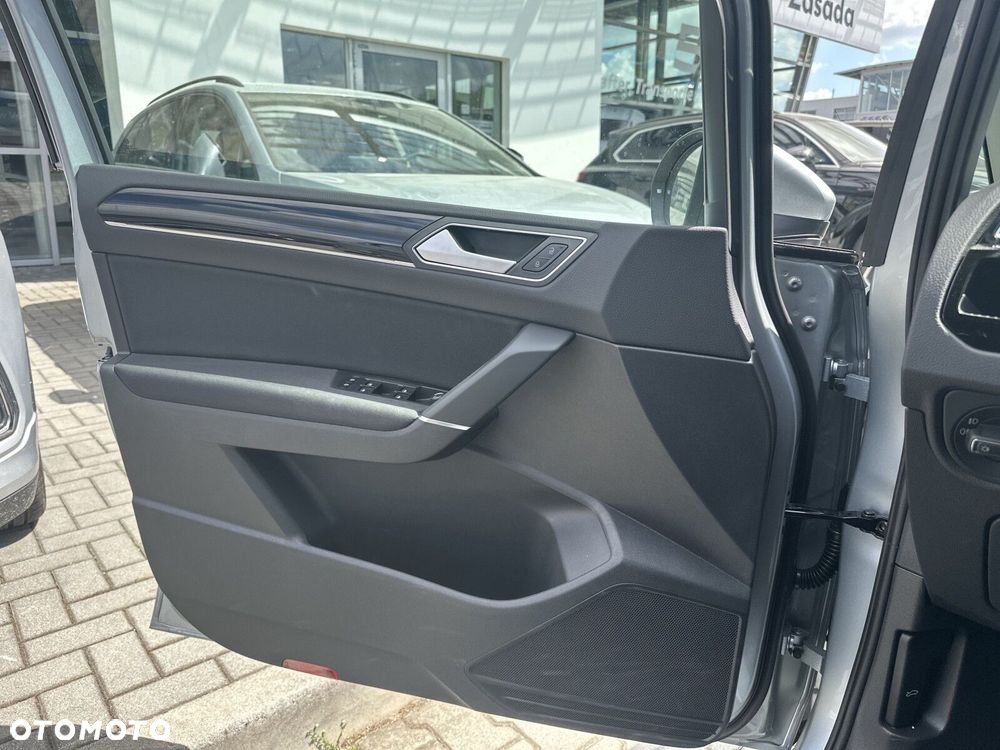Volkswagen Touran 1.5 TSI EVO Highline DSG - 11
