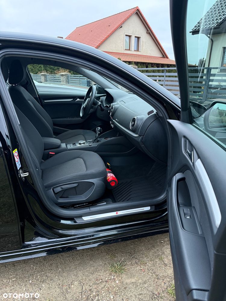 Audi A3 Sportback 1.5 TFSI S tronic - 11