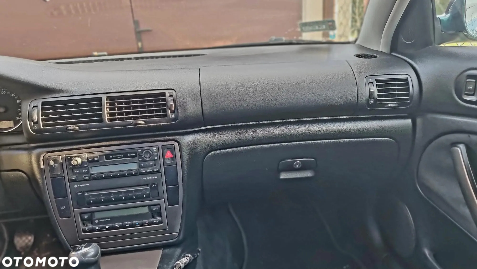 Volkswagen Passat 1.8T Comfortline - 12