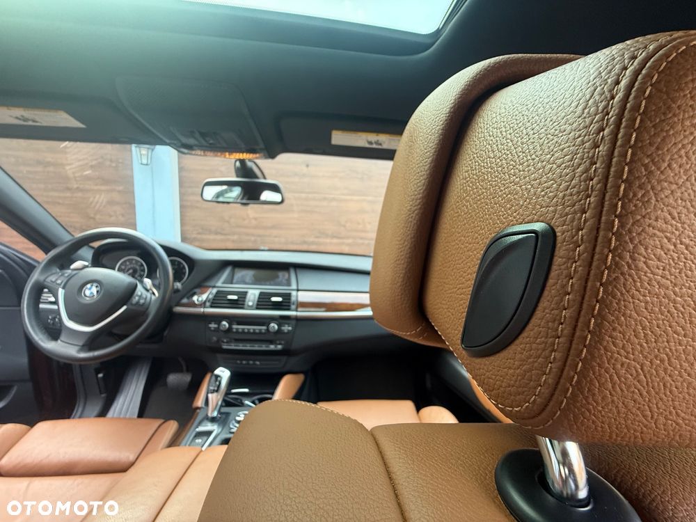 BMW X6 xDrive35i - 8