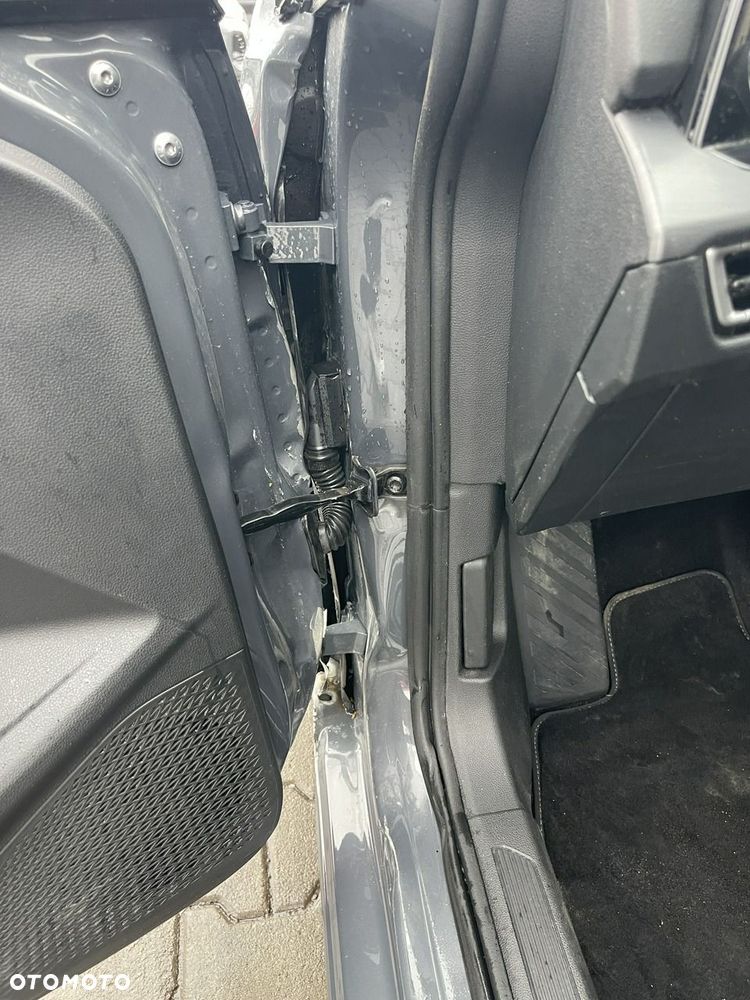 Volkswagen Golf 1.5 eTSI EVO Style DSG - 9