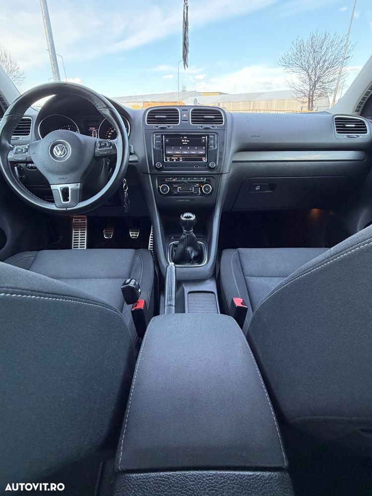 Volkswagen Golf - 18