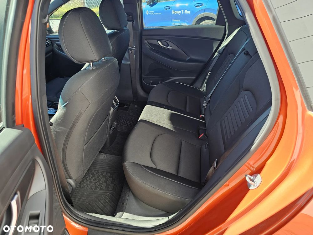 Hyundai i30 1.0 T-GDI Smart DCT - 12