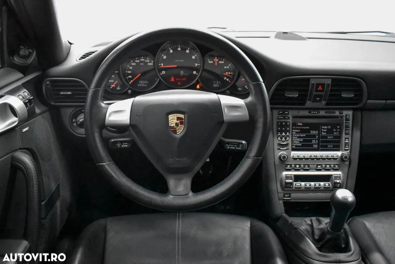 Porsche 911 Carrera 4 Coupe - 4