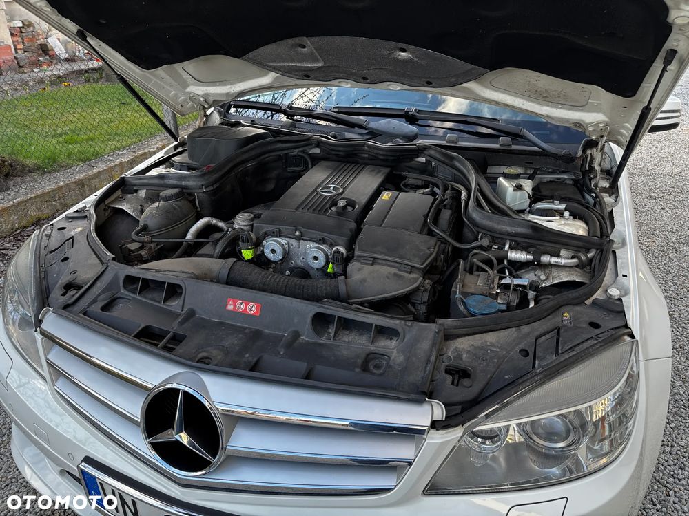 Mercedes-Benz Klasa C 180 Kompressor Avantgarde - 40