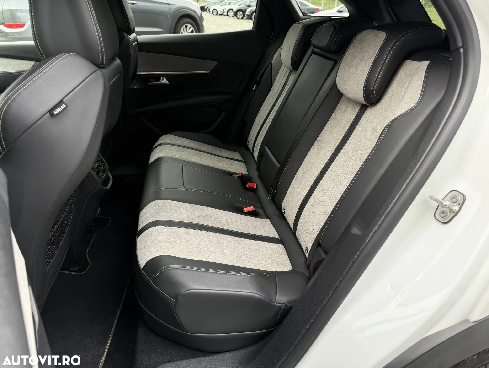 Peugeot 3008 PHEV EAT8 GT Pack - 35