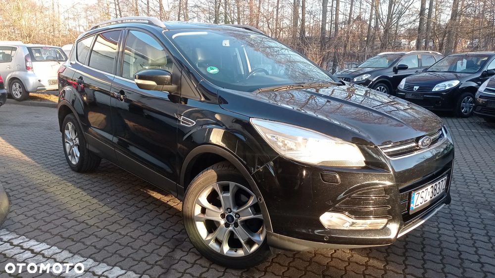 Ford Kuga 2.0 TDCi 4x4 Titanium - 27