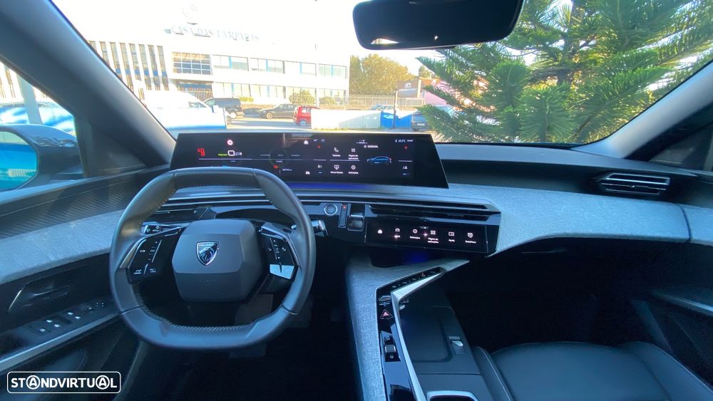 Peugeot E-3008 73 kWh Allure - 24