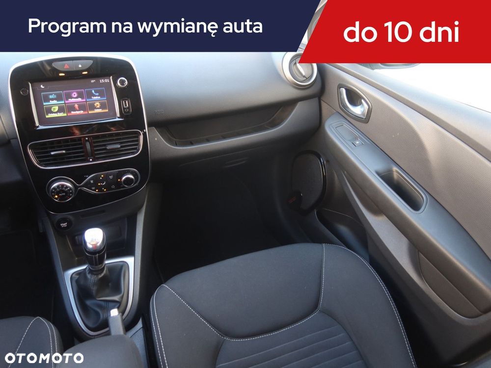 Renault Clio - 10
