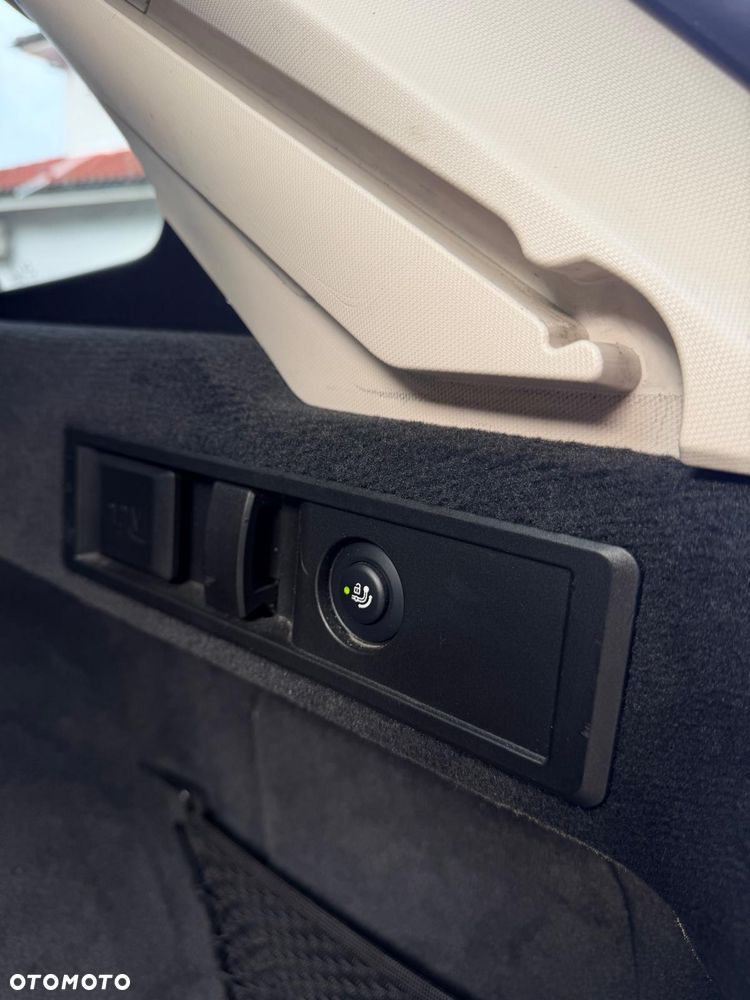 BMW Seria 3 320d Luxury Line - 10