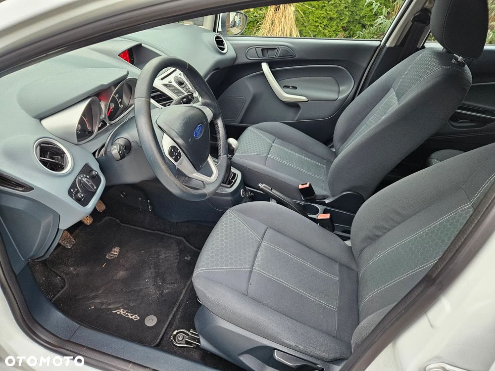 Ford Fiesta 1.4 Champions Edition - 10