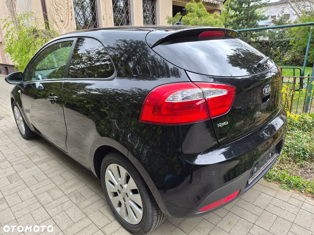 Kia Rio 1.4 Dream-Team Edition - 5