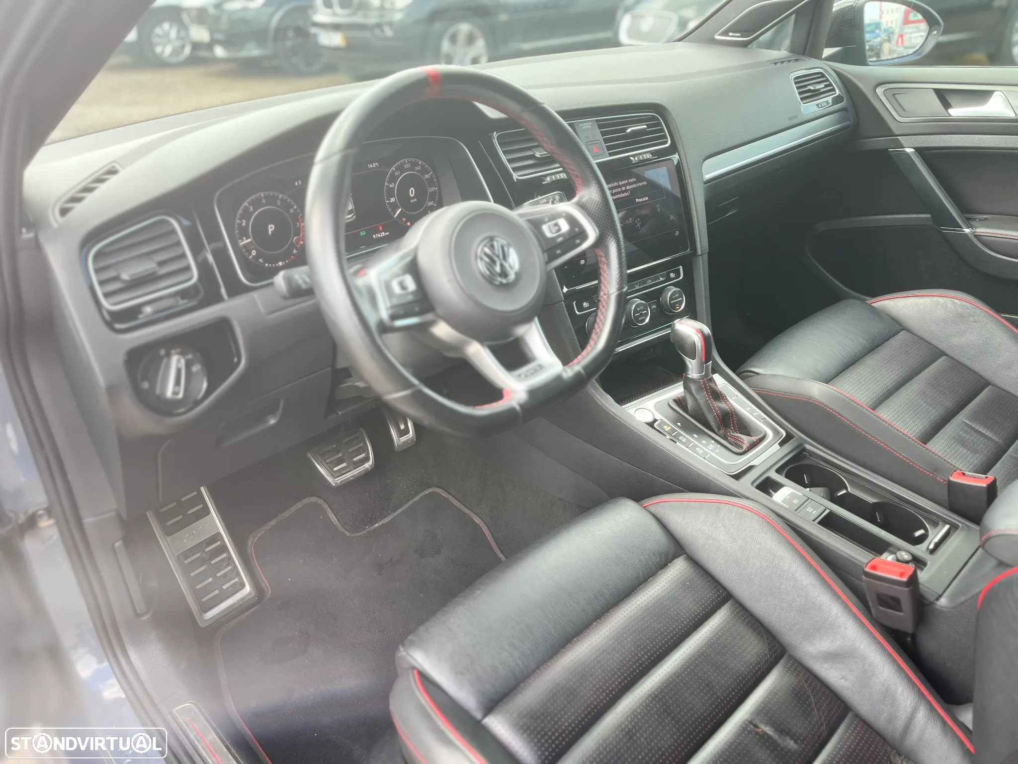 VW Golf 2.0 TSI GTi TCR DSG - 17