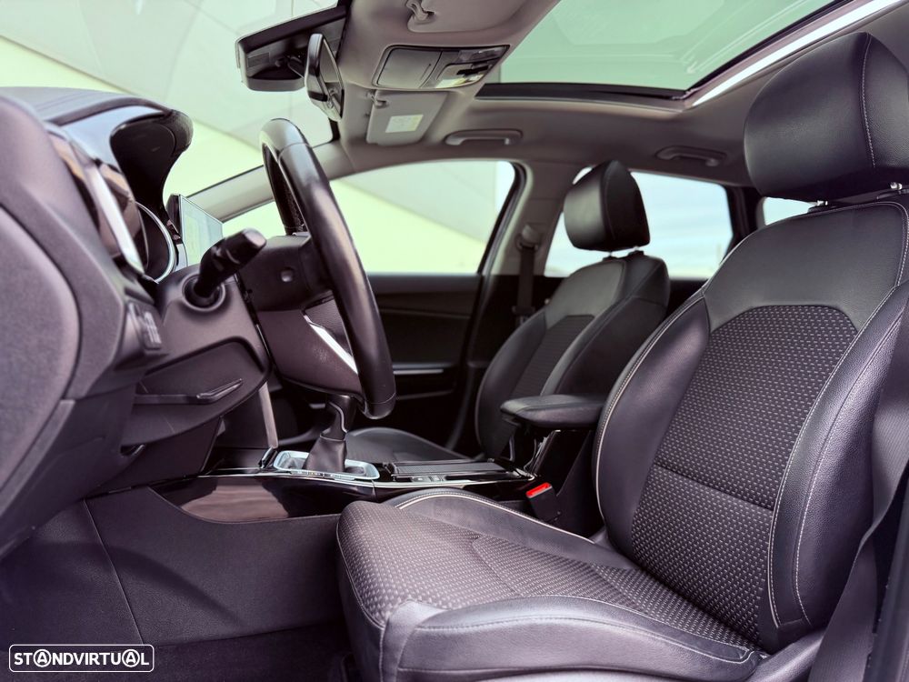 Kia Ceed SW 1.6 CRDi MHEV Drive - 19