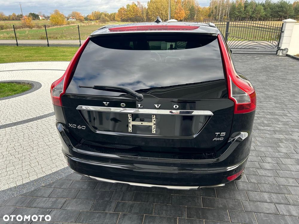 Volvo XC 60 - 4