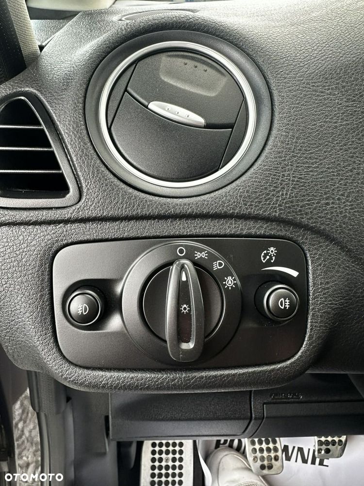 Ford S-Max - 14