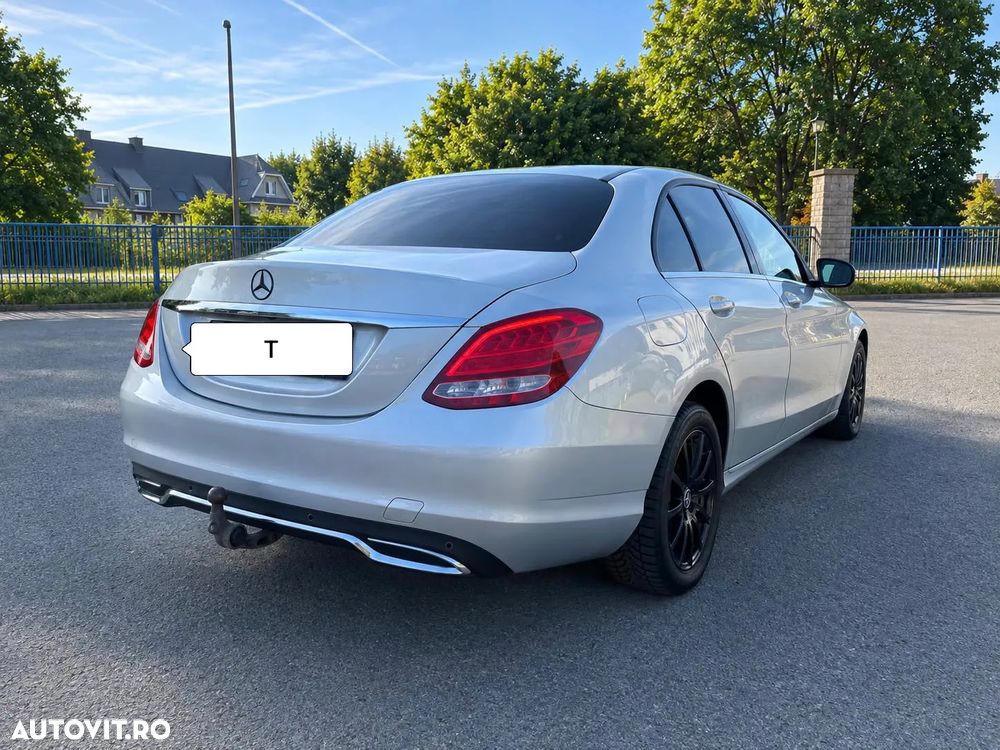 Mercedes-Benz C - 3