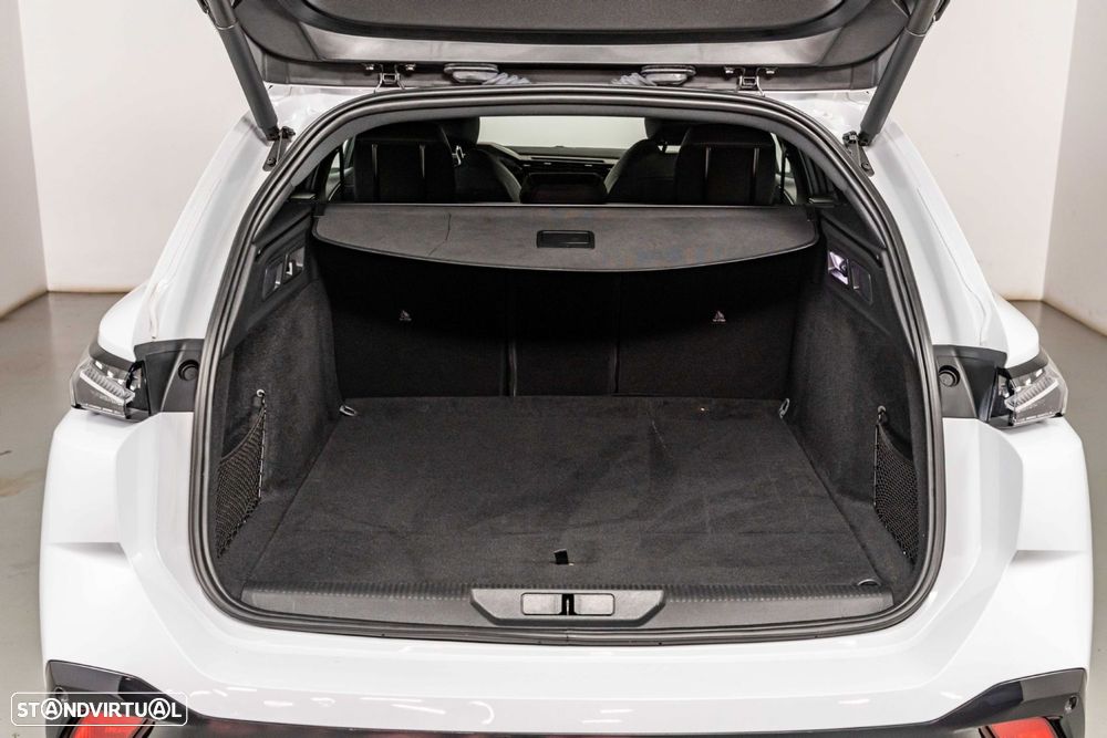 Peugeot 308 SW 1.2 PureTech GT EAT8 - 31