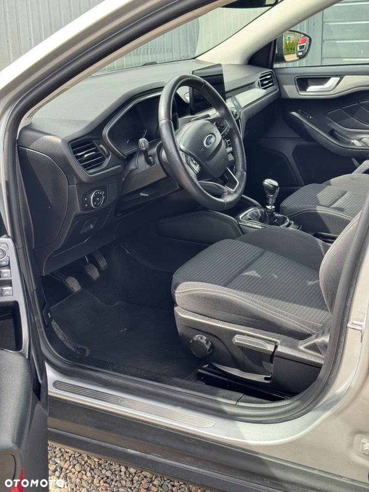Ford Focus - 21