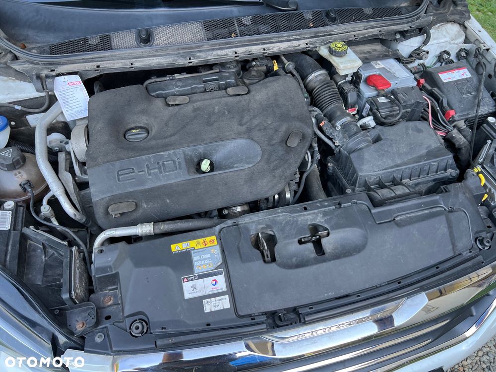 Peugeot 308 BlueHDi FAP 150 Stop&Start Automatik Allure - 31