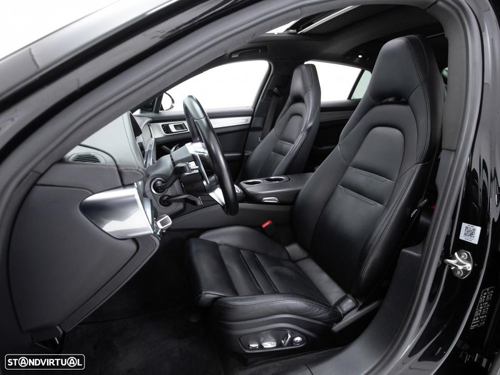 Porsche Panamera 4 S - 10