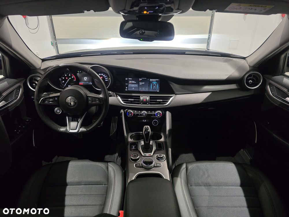 Alfa Romeo Giulia 2.0 Turbo Super - 9