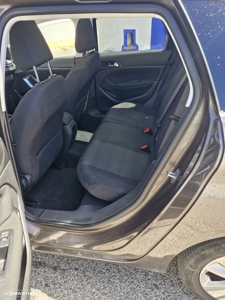 Peugeot 308 SW BlueHDi 120 Stop & Start Active - 11